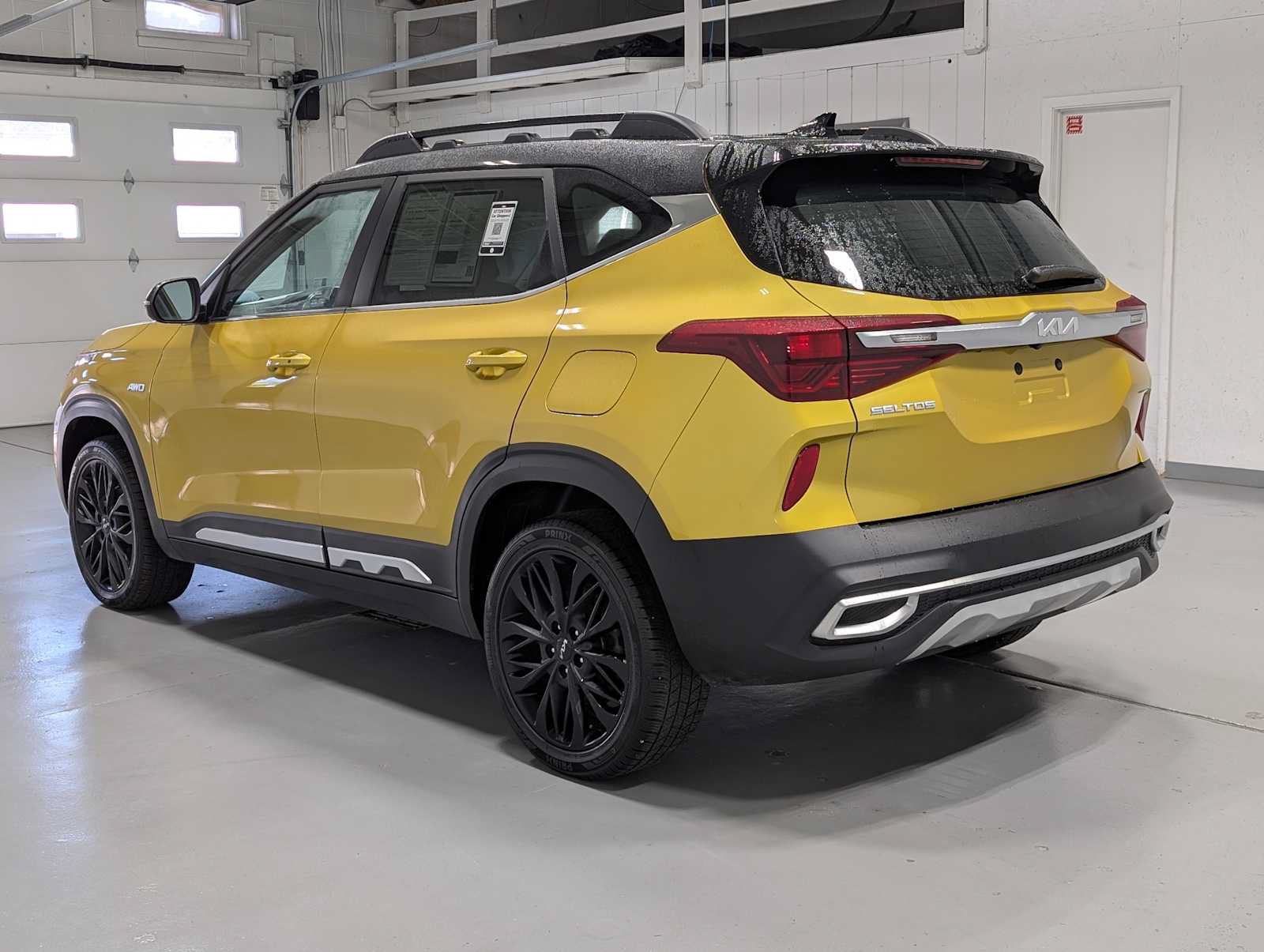 Certified 2023 Kia Seltos Nightfall Edition AWD/4WD image 10