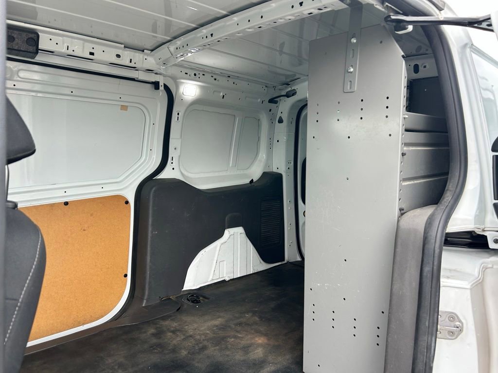 Used 2019 Ford Transit Connect XLT FWD image 18