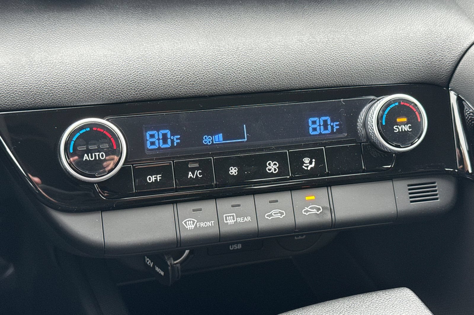 New 2026 Hyundai Elantra Hybrid FWD image 18