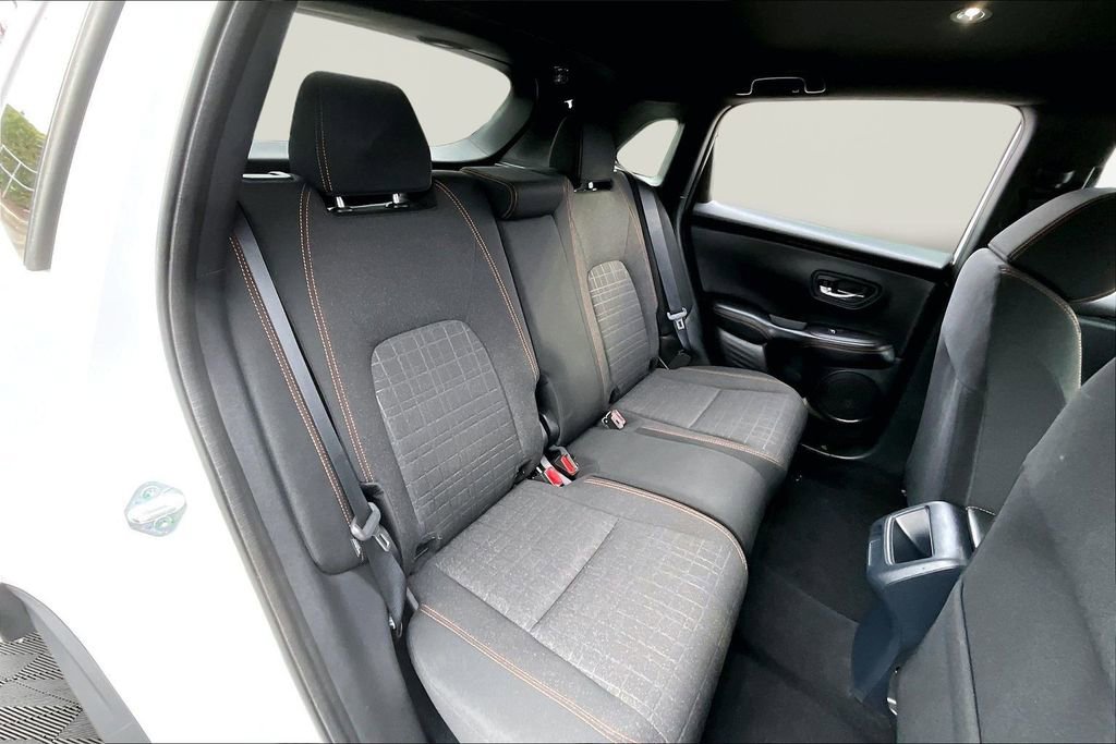 Used 2023 Honda HR-V Sport image 19