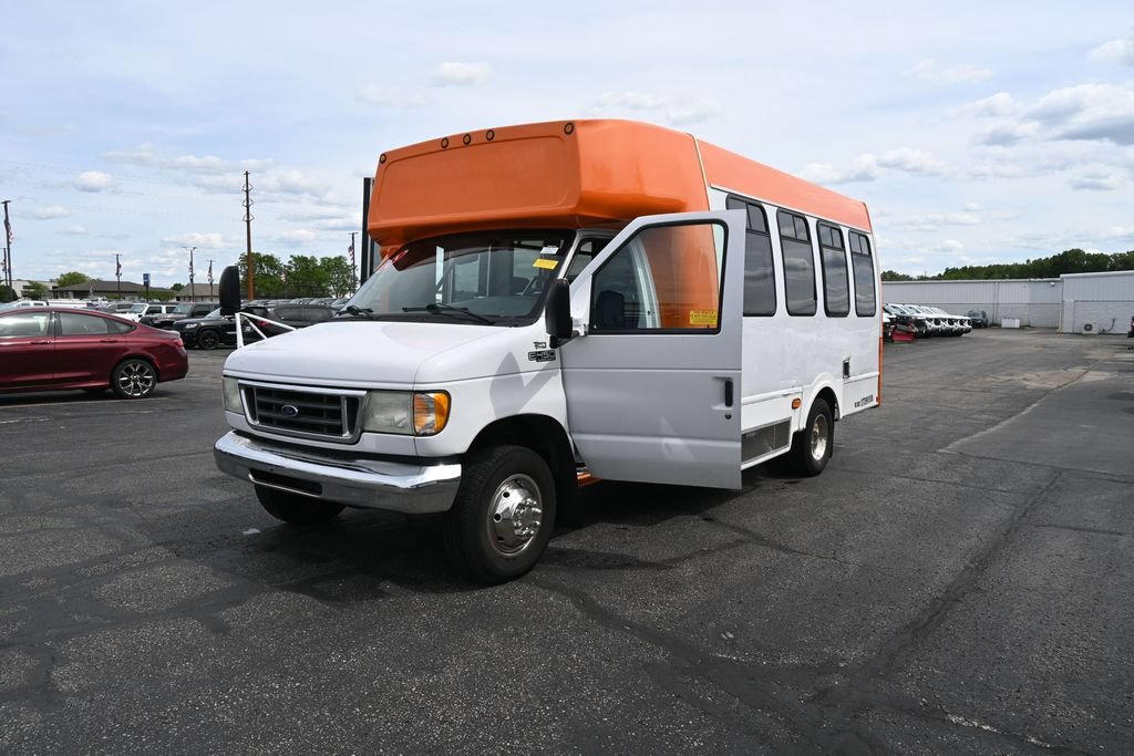 Used 2003 Ford E-450 and Econoline 450 RWD image 48