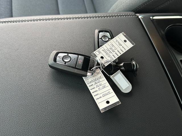 New 2025 Ford F150 Lightning XLT image 39