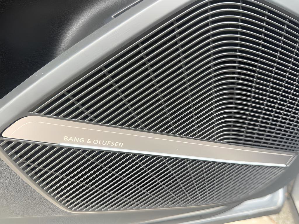 Used 2020 Audi SQ5 Prestige image 36