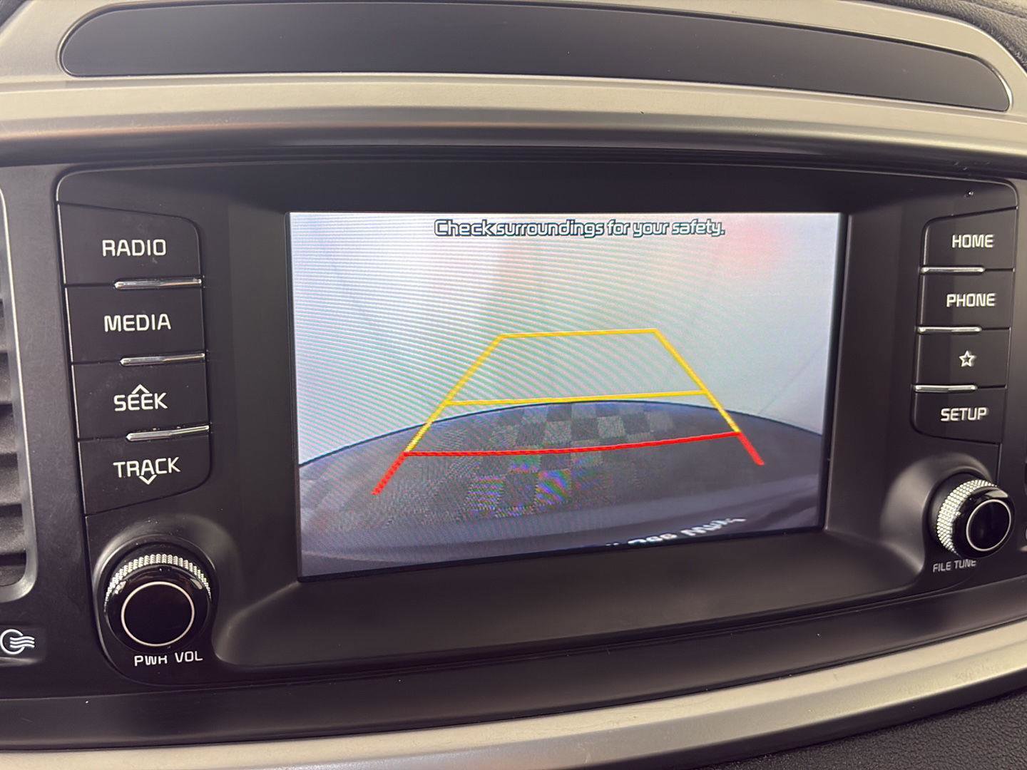 Used 2020 Kia Sorento EX image 9