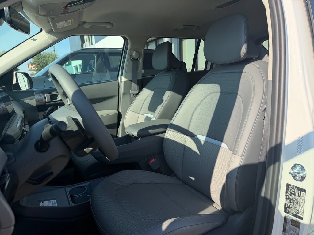 New 2027 Kia EV3 Wind FWD image 10