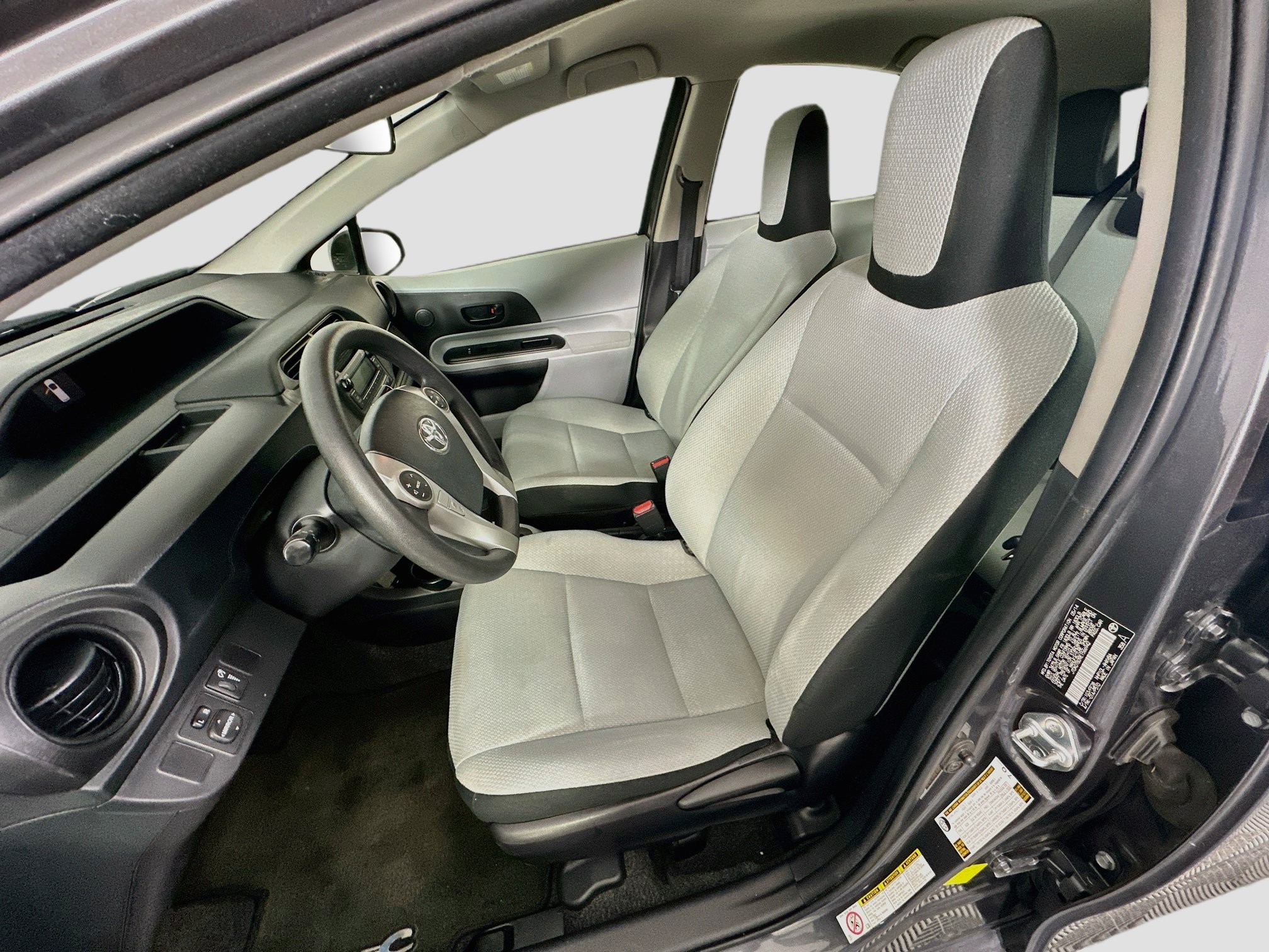 Used 2014 Toyota Prius C One FWD image 13