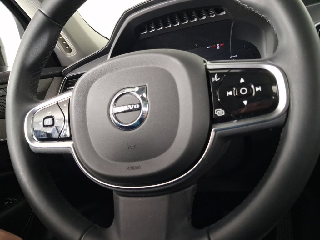 Certified 2023 Volvo XC90 T8 Ultimate AWD/4WD image 29