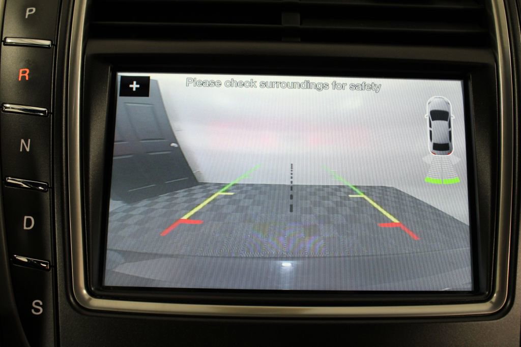 Used 2016 Lincoln MKX Select w/ Select Plus Package AWD/4WD image 28