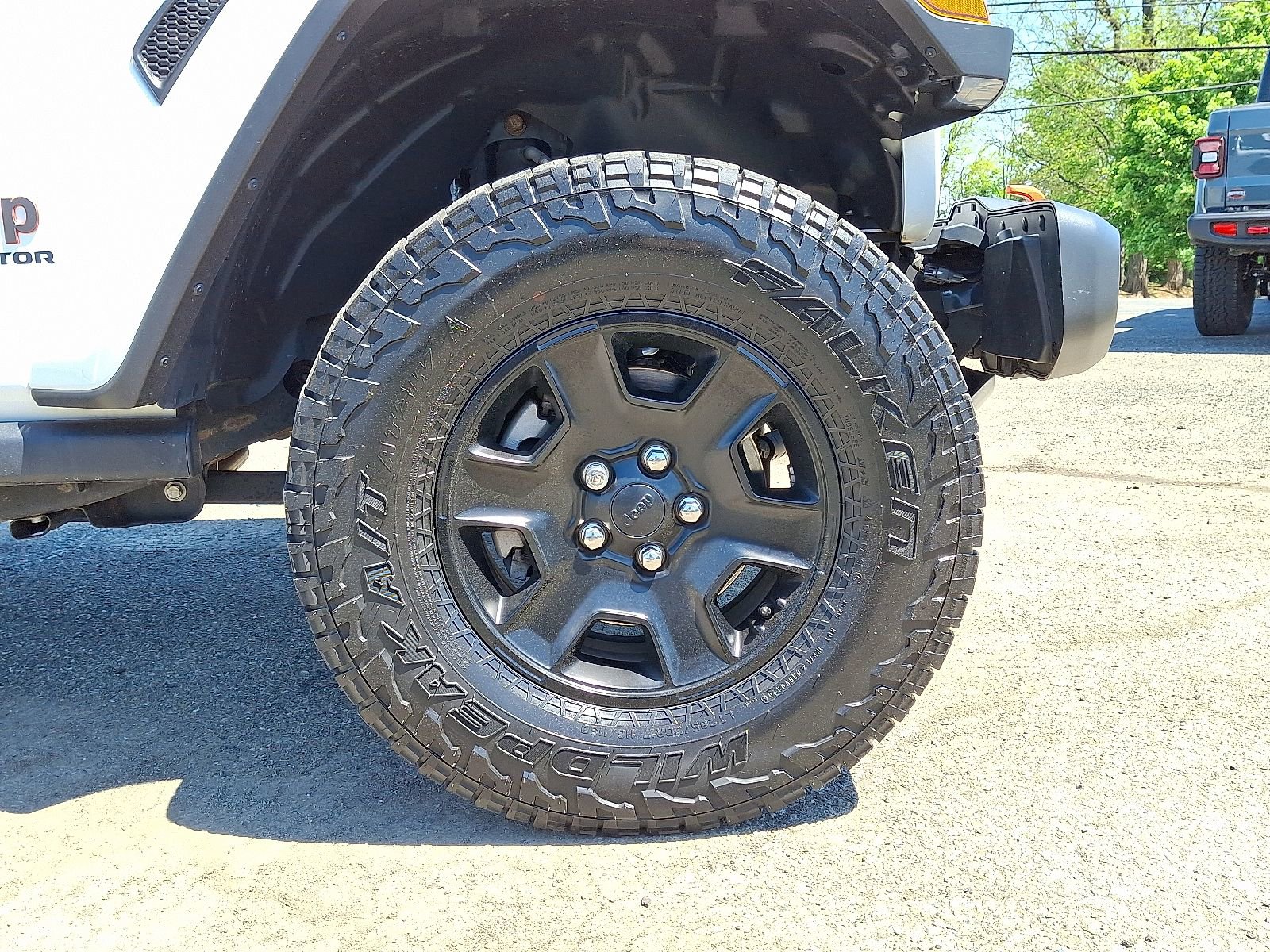 Used 2021 Jeep Gladiator Mojave w/ LED Lighting Group AWD/4WD image 9