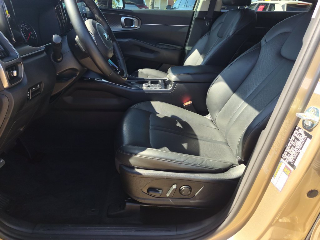 Used 2021 Kia Sorento S AWD/4WD image 16