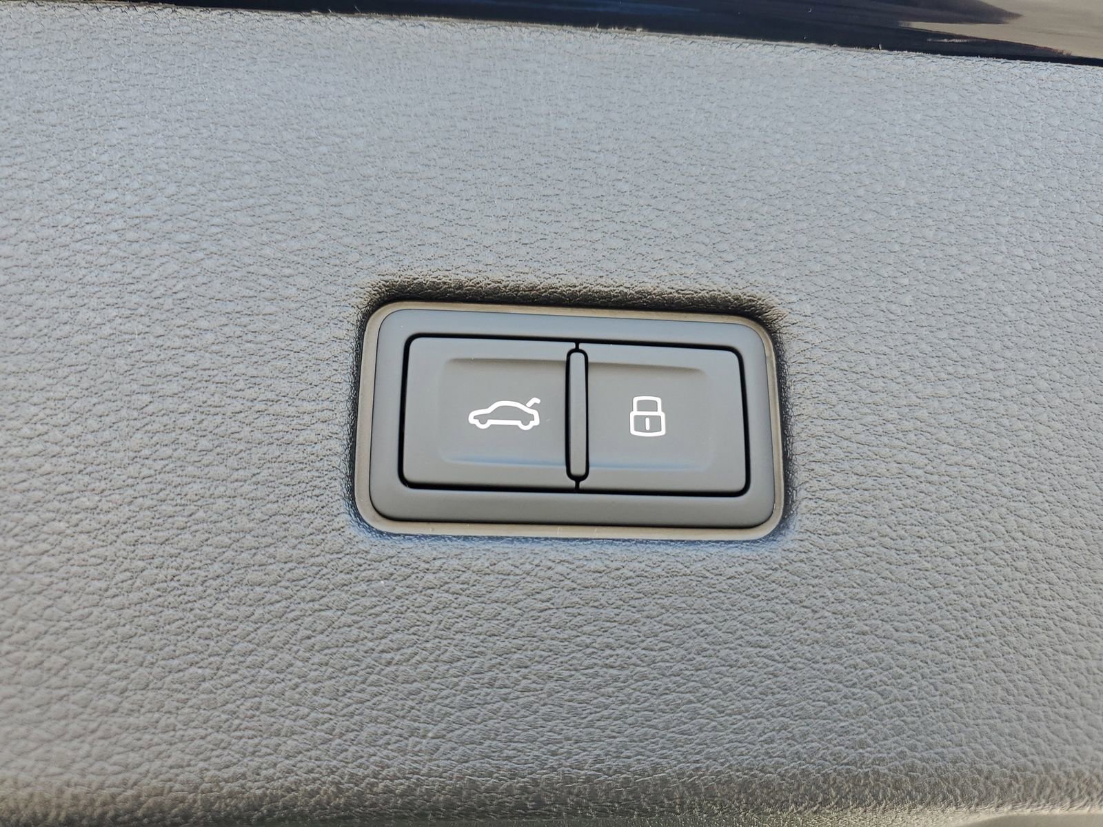 New 2026 Audi Q8 Premium Plus AWD/4WD image 10
