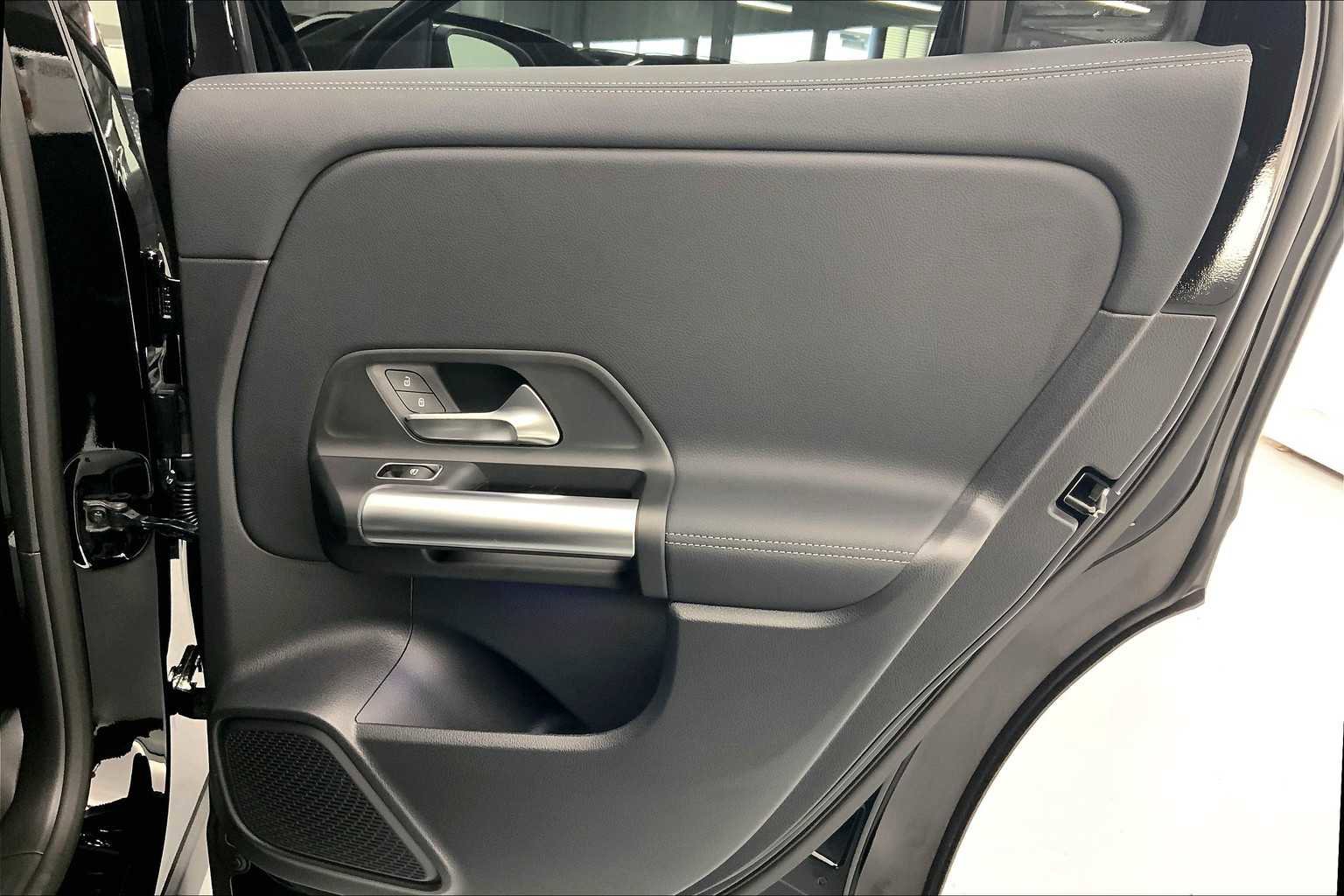 New 2026 Mercedes-Benz GLA 250 GLA 250 image 12