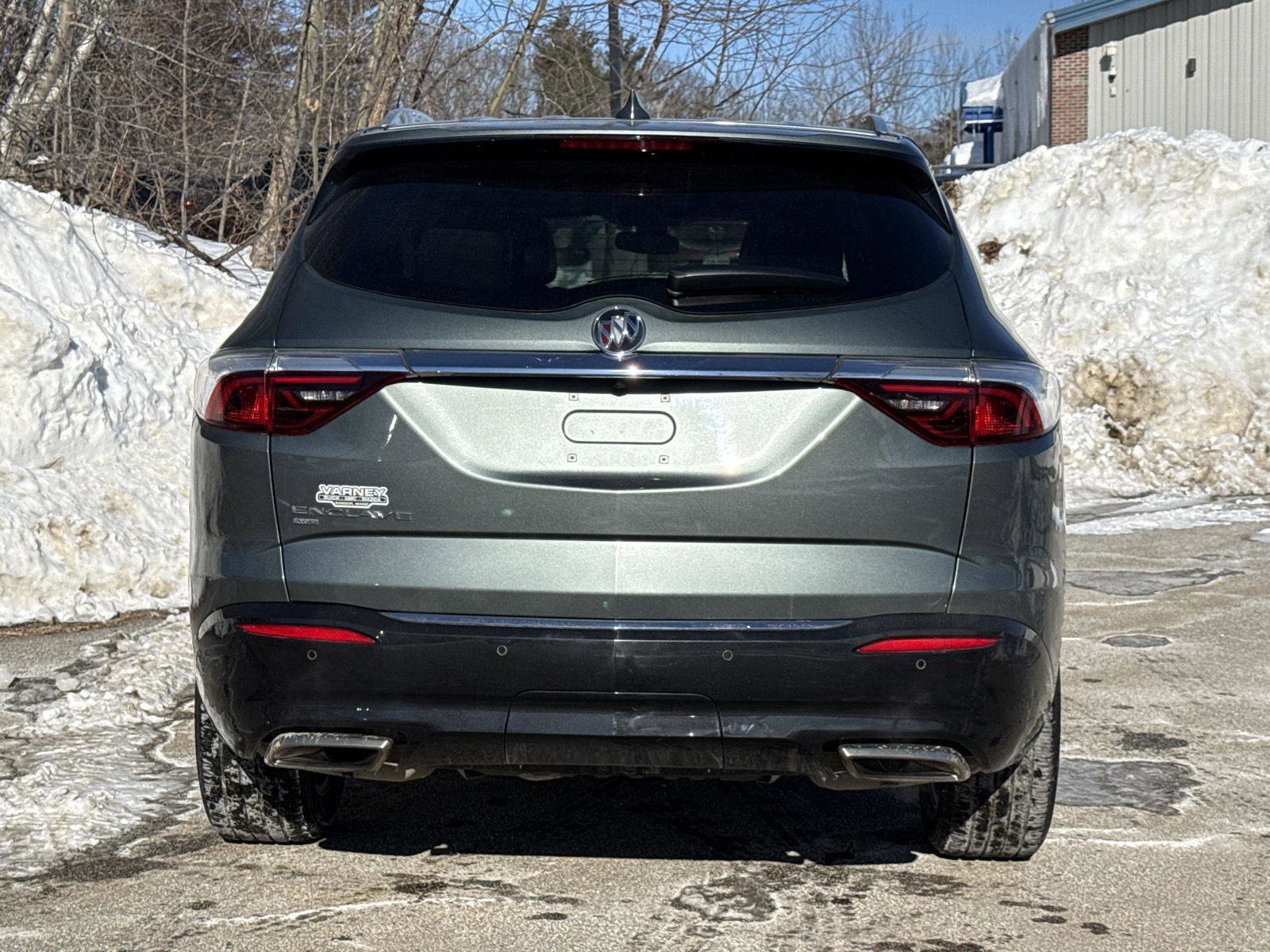Used 2023 Buick Enclave Essence w/ Experience Buick Package image 7