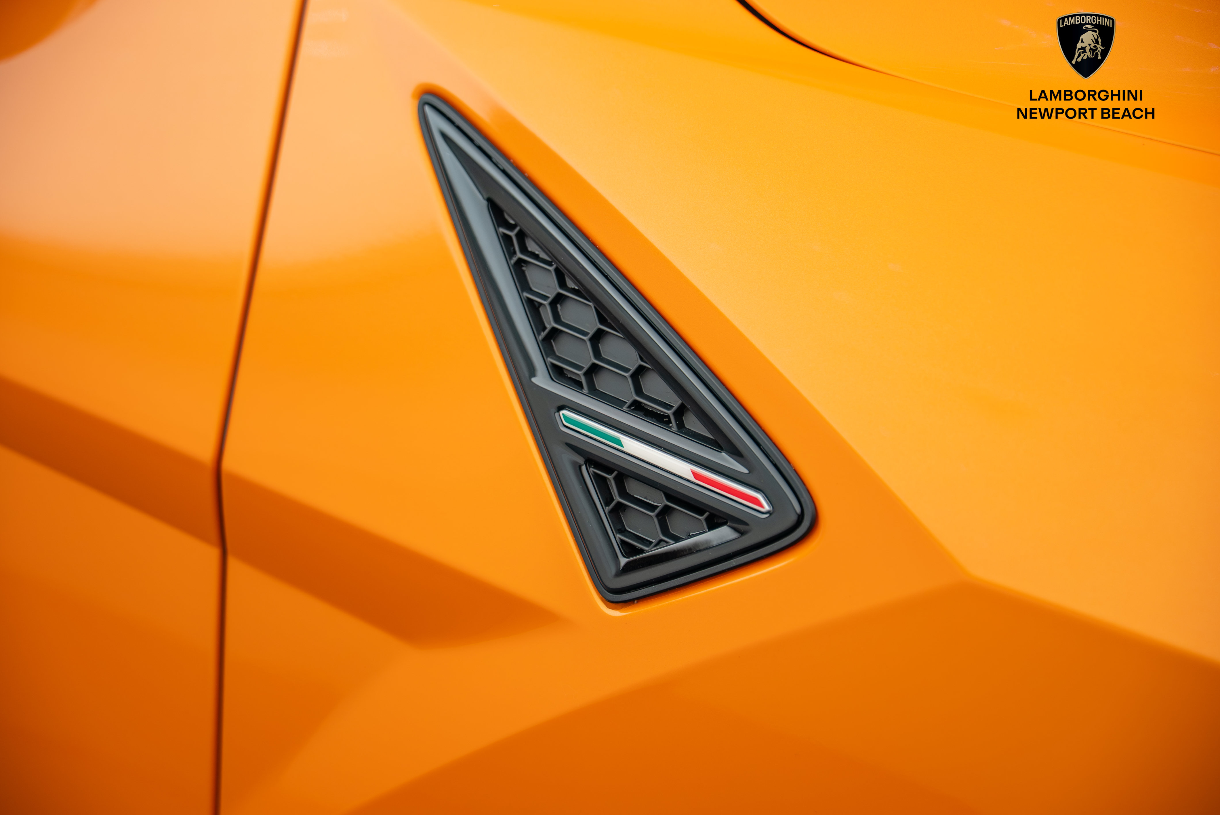 Used 2025 Lamborghini Urus S AWD/4WD image 31