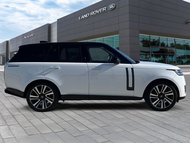 Used 2023 Land Rover Range Rover SE AWD/4WD image 6