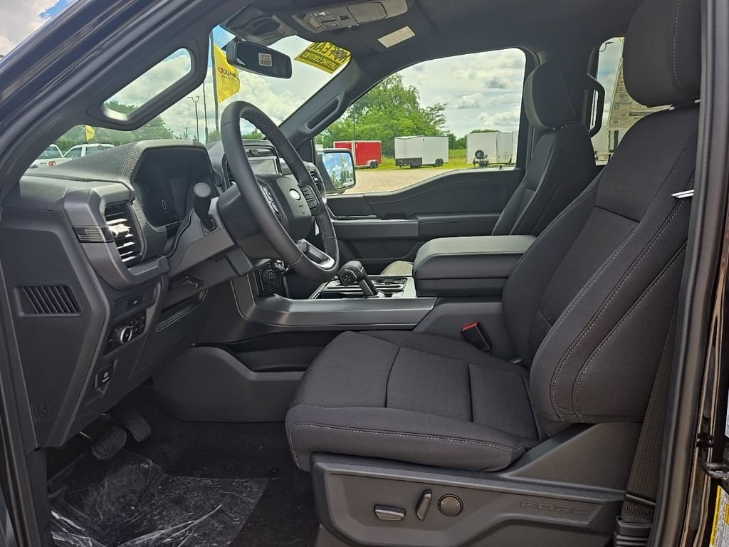New 2026 Ford F150 XLT w/ Equipment Group 302A MID AWD/4WD image 16