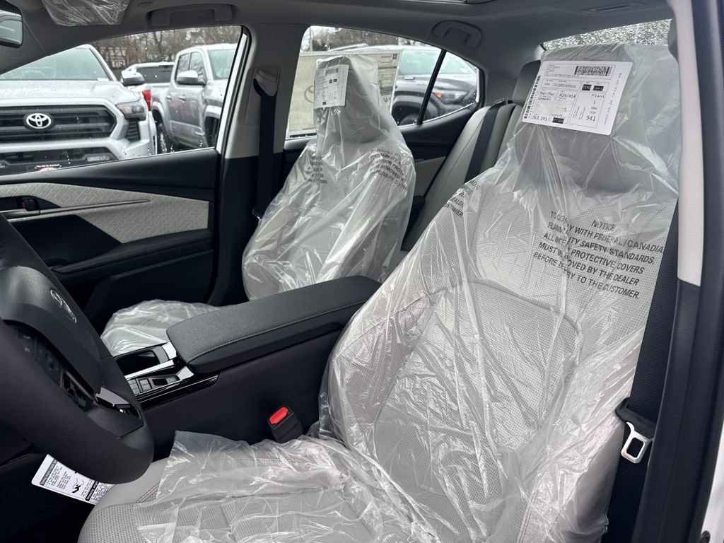 New 2026 Toyota Camry XLE image 18