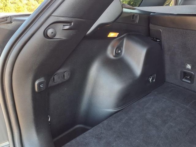 Used 2023 Jeep Cherokee Altitude Lux image 86