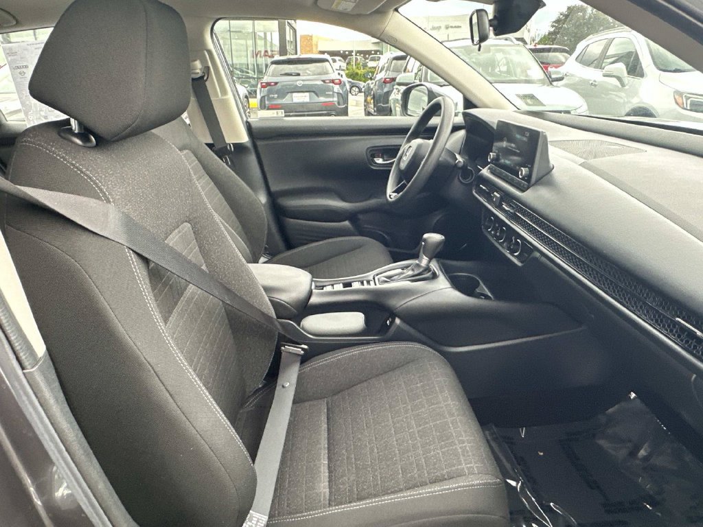 Used 2023 Honda HR-V LX image 31