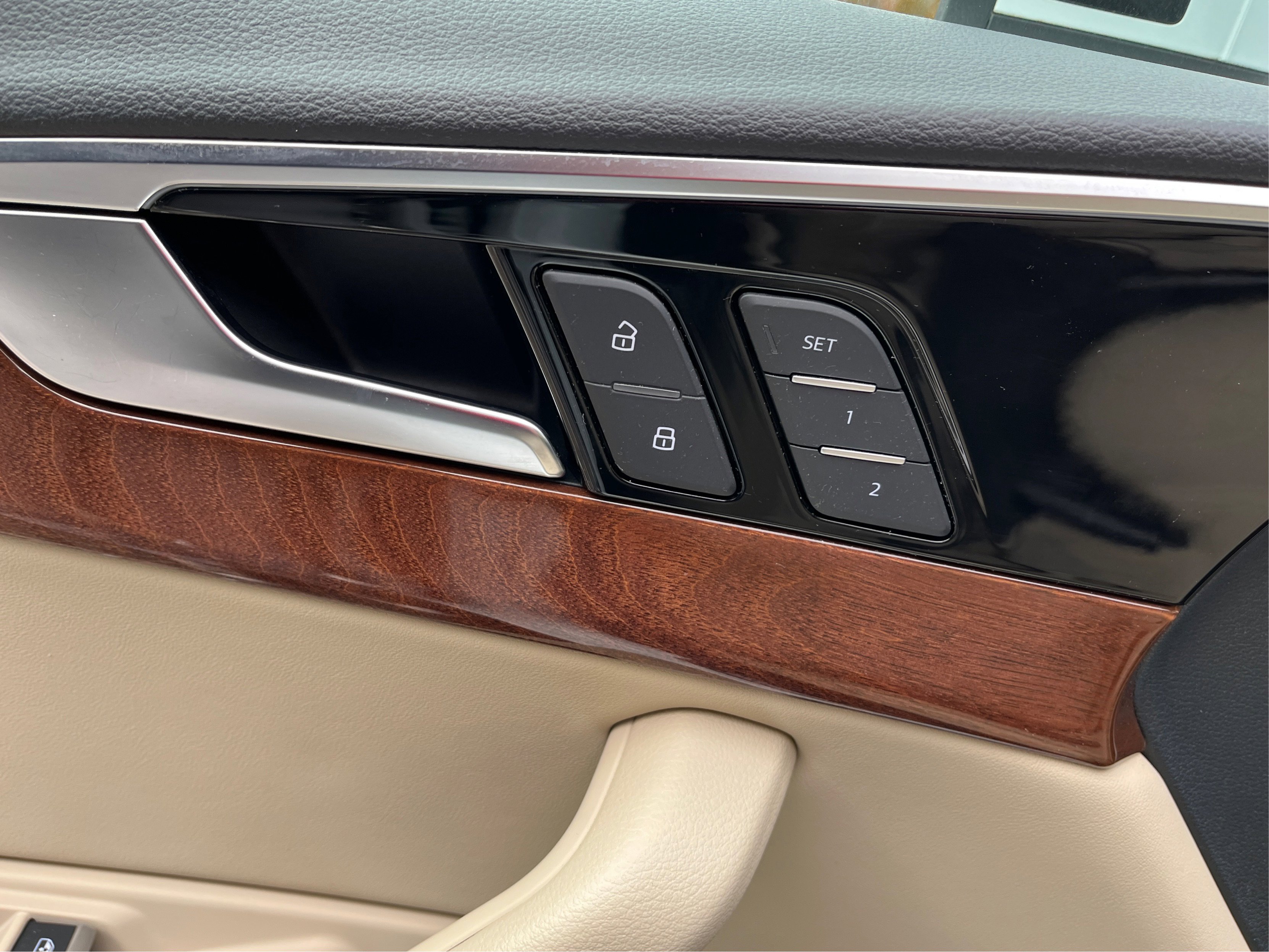 Used 2022 Audi A4 2.0T Premium w/ Convenience Package image 49