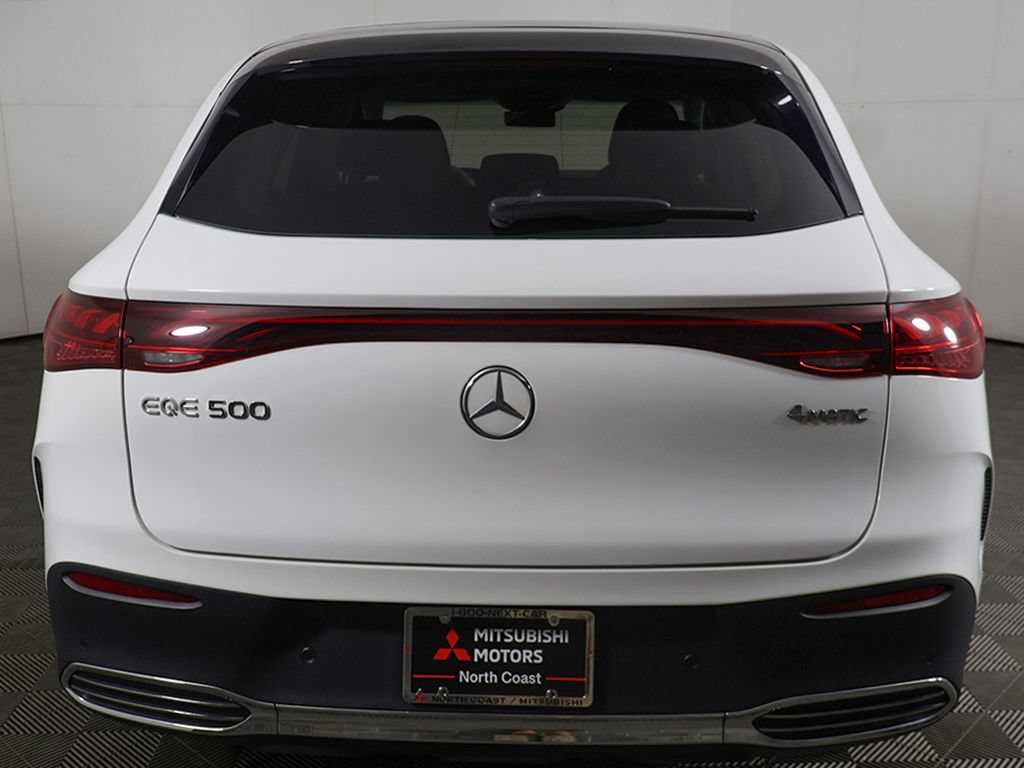 Used 2023 Mercedes-Benz EQE 500 4MATIC SUV w/ Pinnacle Trim Package image 17