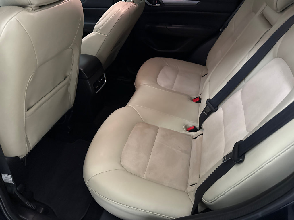 Used 2017 MAZDA CX-5 Touring w/ Preferred Equipment Package FWD image 17