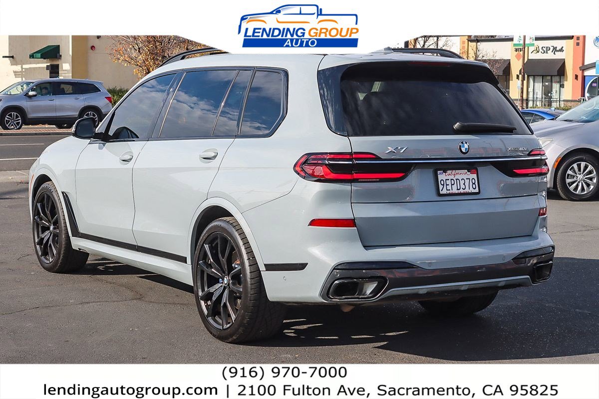Used 2023 BMW X7 xDrive40i w/ M Sport Package image 2