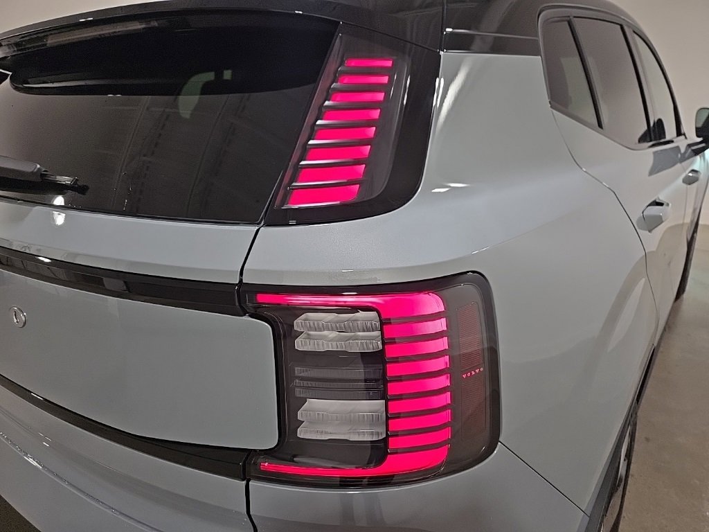 New 2026 Volvo EX30 Plus image 9