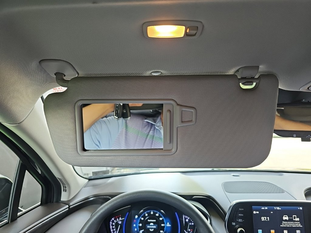 Used 2019 Hyundai Santa Fe SEL FWD image 30