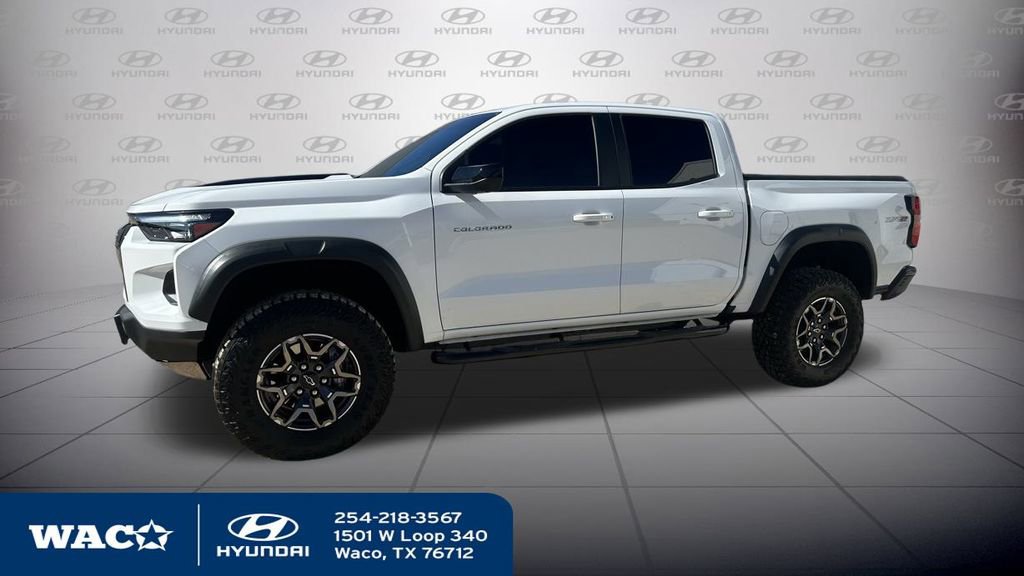 Used 2025 Chevrolet Colorado ZR2 w/ Technology Package image 18