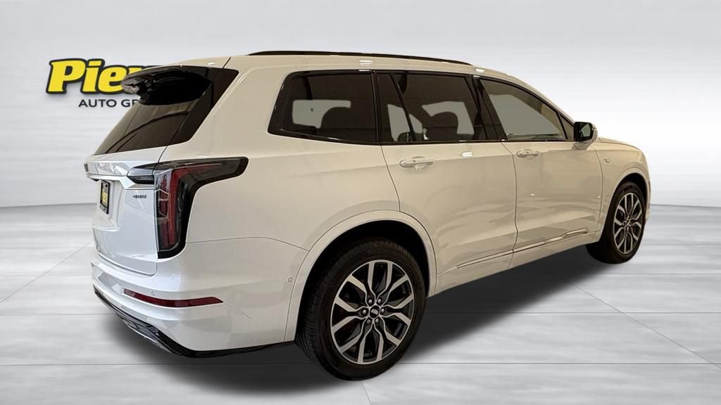 Used 2024 Cadillac XT6 Sport w/ Technology Package AWD/4WD image 8