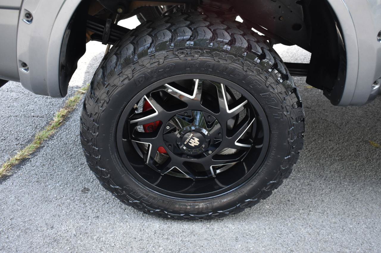 Used 2019 Nissan Titan S AWD/4WD image 26