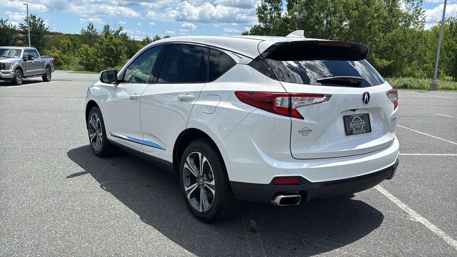 Used 2023 Acura RDX AWD w/ Advance Package image 9