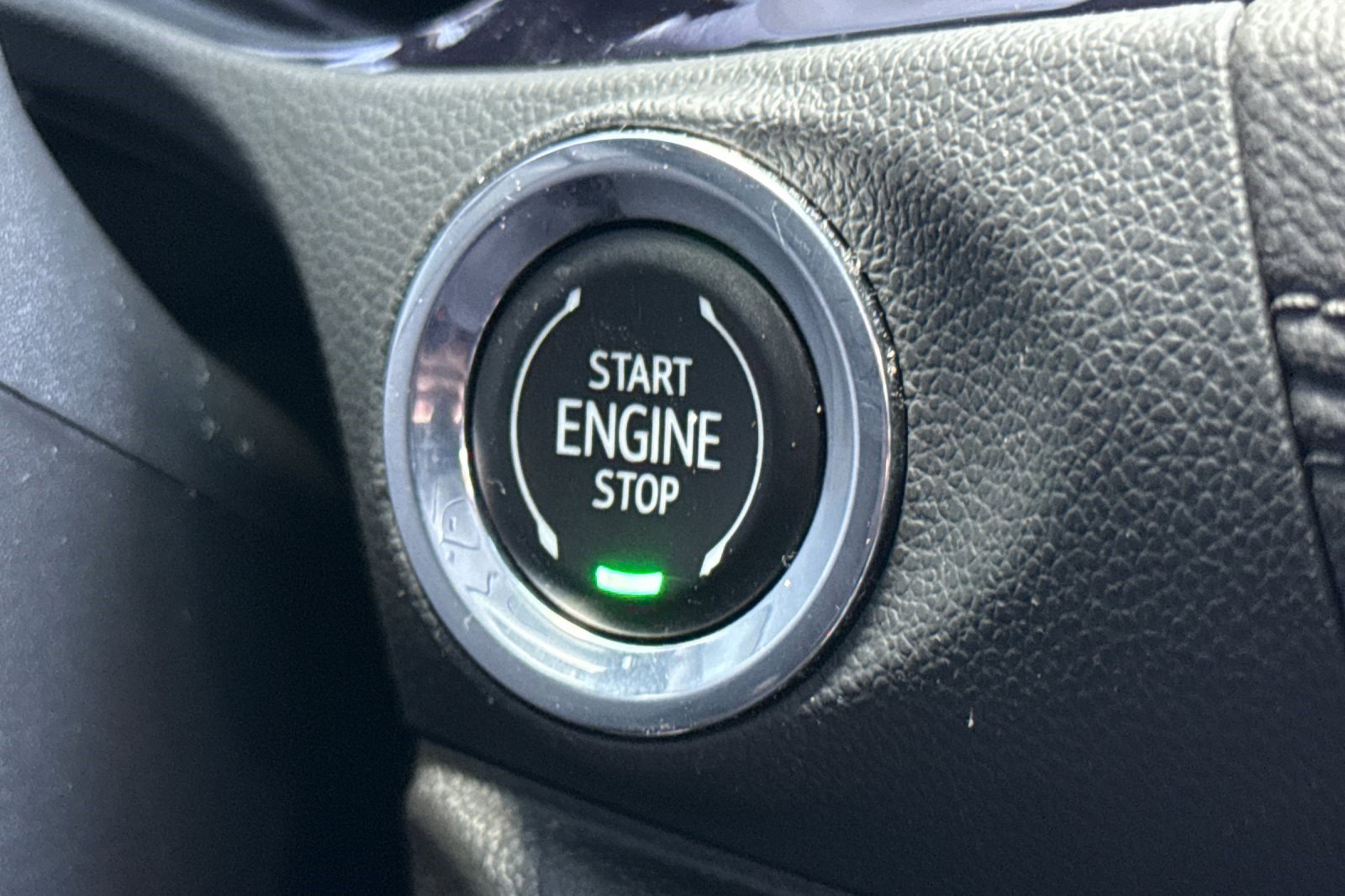 Used 2023 Buick Encore GX Select w/ Sport Touring Package image 27