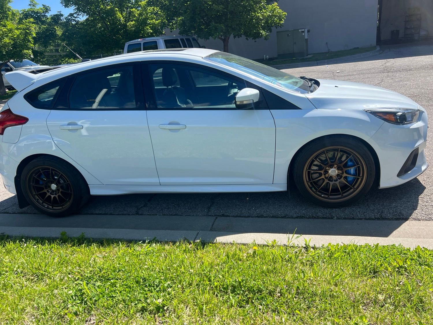 Used 2017 Ford Focus RS AWD/4WD image 4