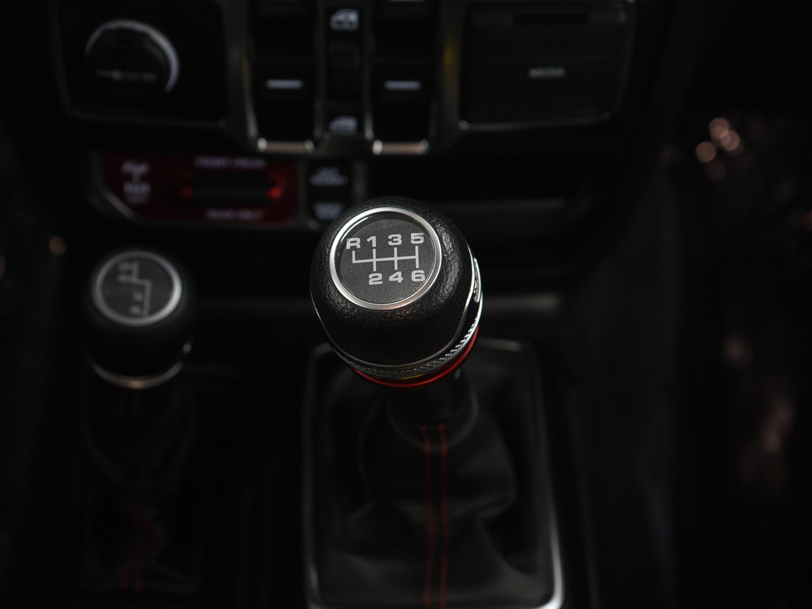 Used 2022 Jeep Gladiator Rubicon w/ Cold Weather Group image 24