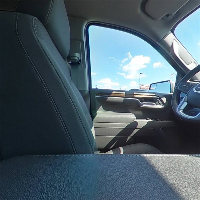 New 2026 GMC Sierra 1500 SLE image 28