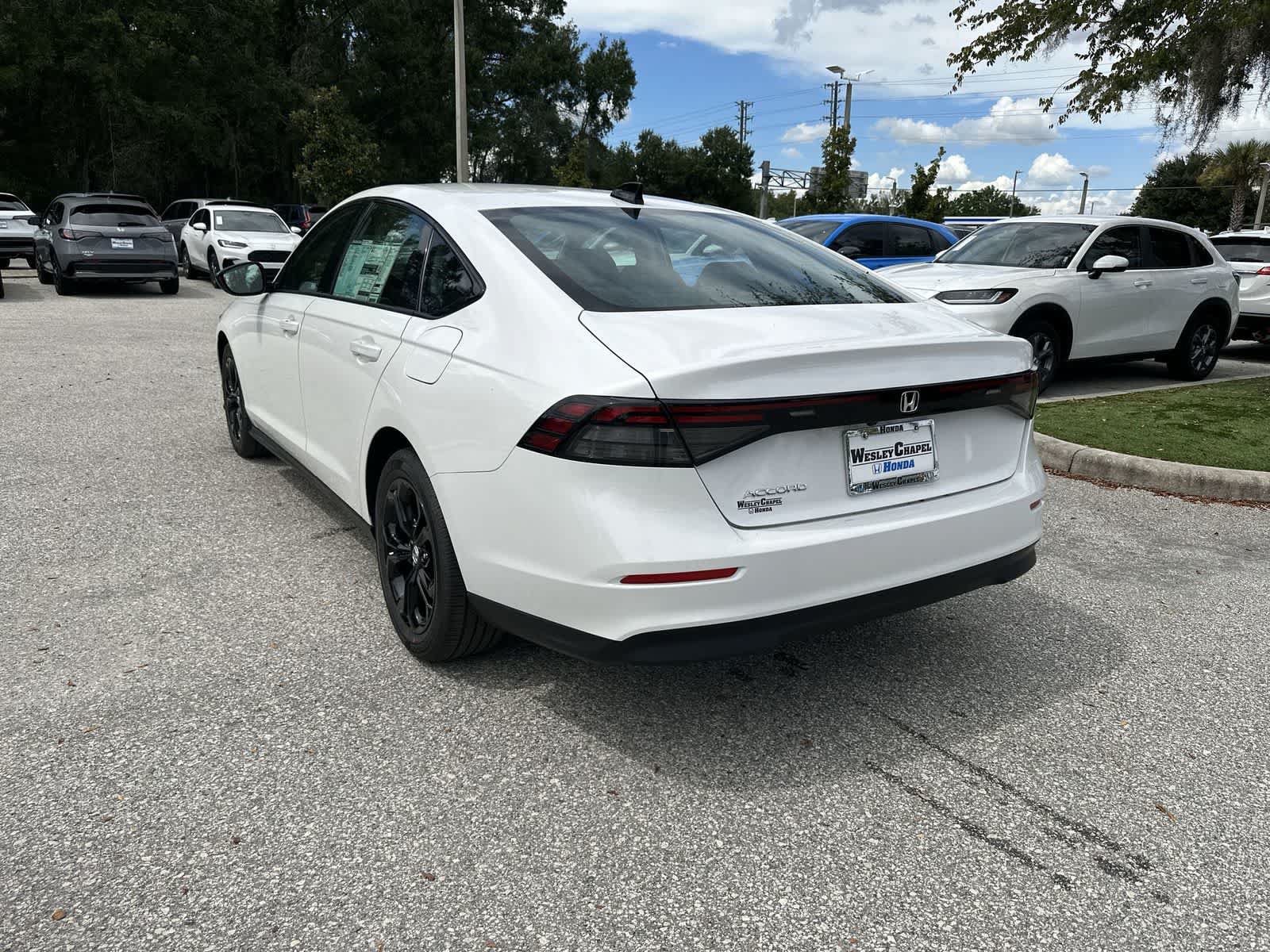 Used 2025 Honda Accord SE image 4