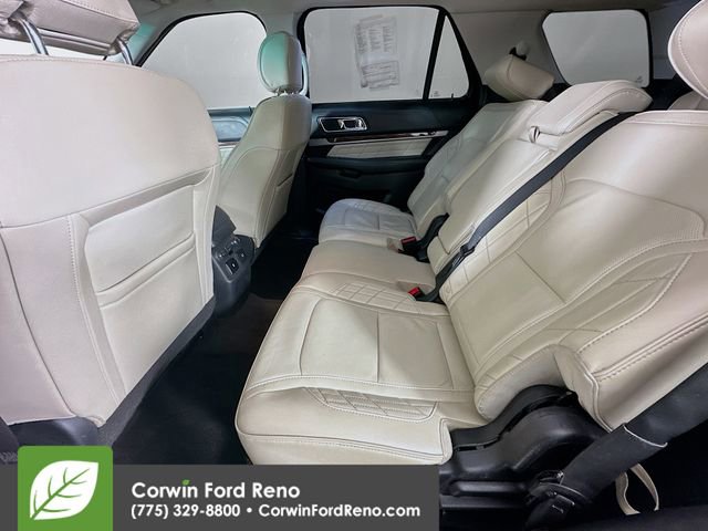 Used 2016 Ford Explorer Platinum image 26
