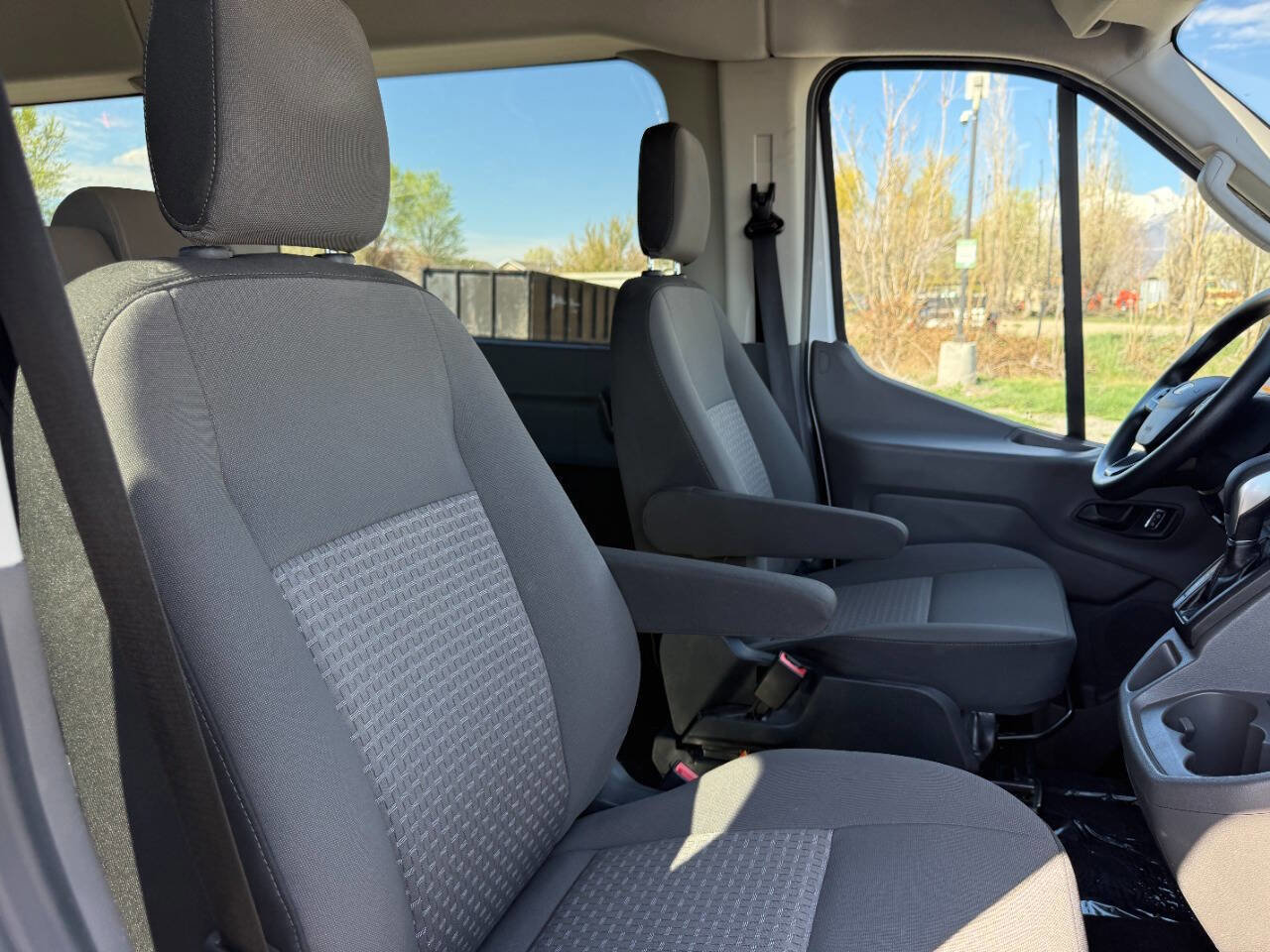 Used 2023 Ford Transit 350 XLT RWD image 19