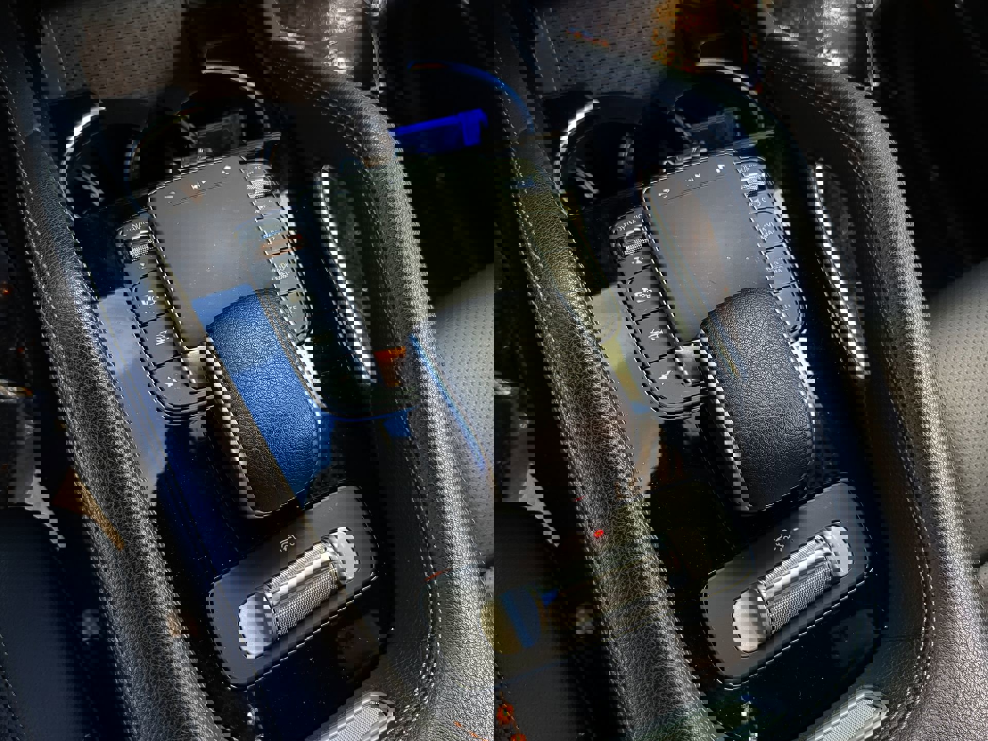 Used 2024 Mercedes-Benz GLS 450 4MATIC image 26