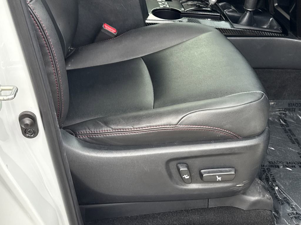 Used 2024 Toyota 4Runner TRD Off-Road Premium image 13