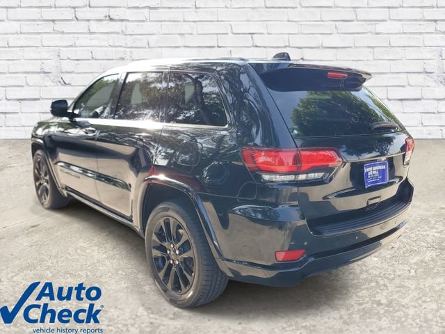 Used 2020 Jeep Grand Cherokee Altitude RWD image 2