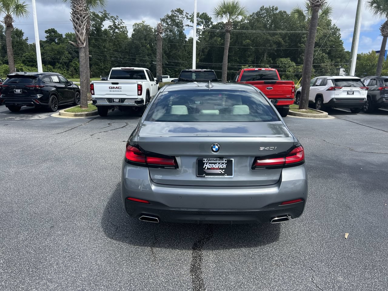 Used 2023 BMW 540i w/ M Sport Package RWD image 9