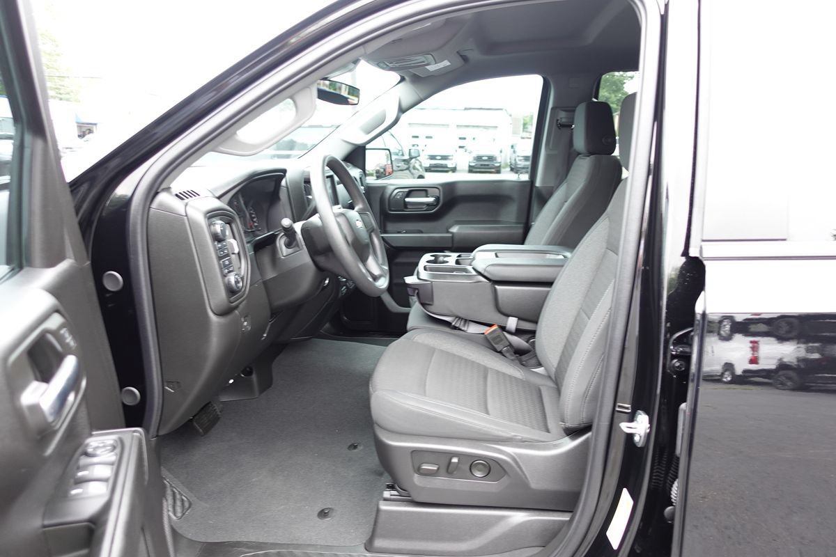 Used 2024 Chevrolet Silverado 1500 Custom AWD/4WD image 17