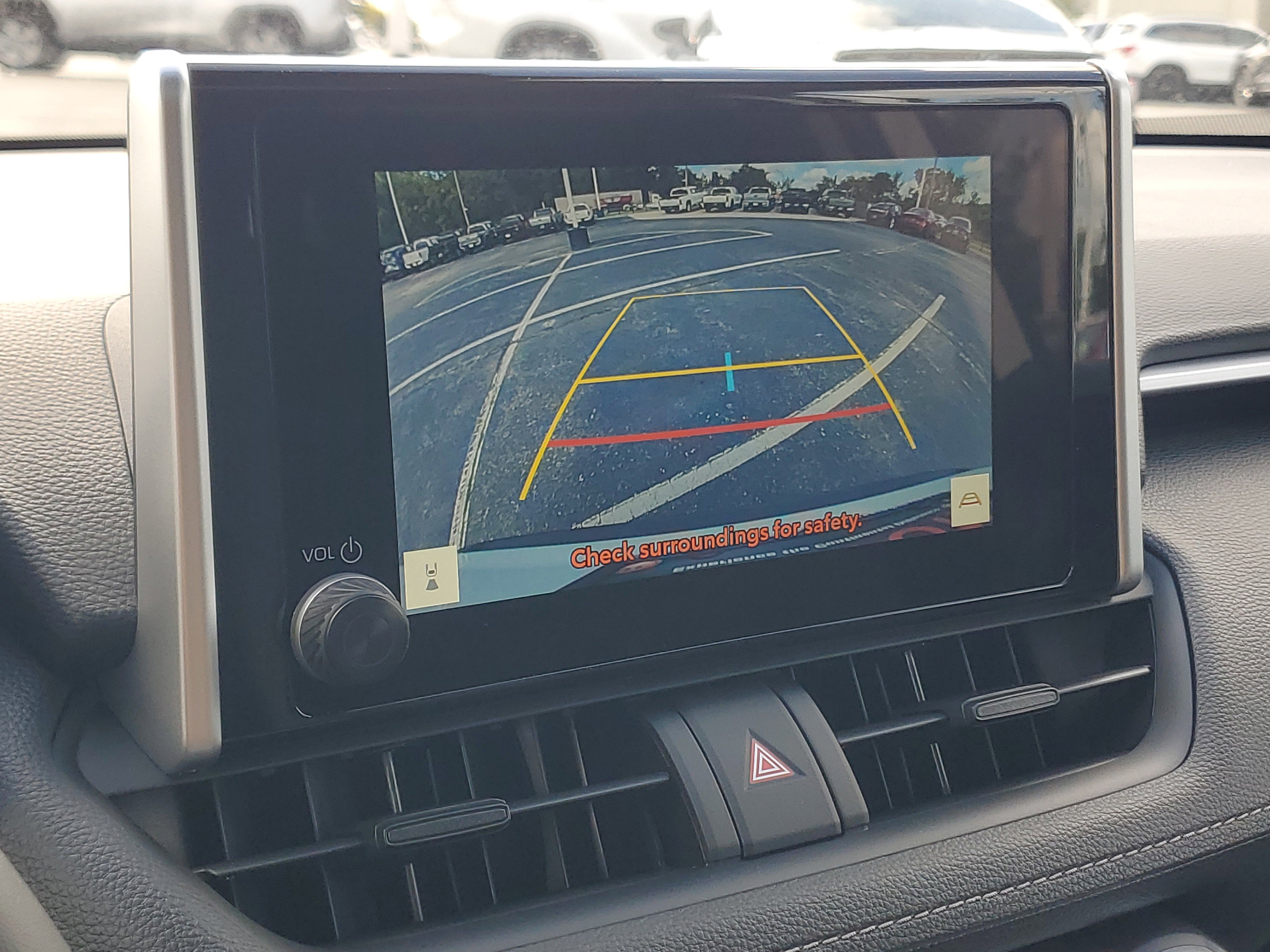 Used 2025 Toyota RAV4 XLE image 30