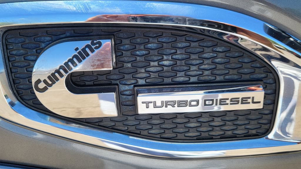 Used 2016 Nissan Titan SV AWD/4WD image 30