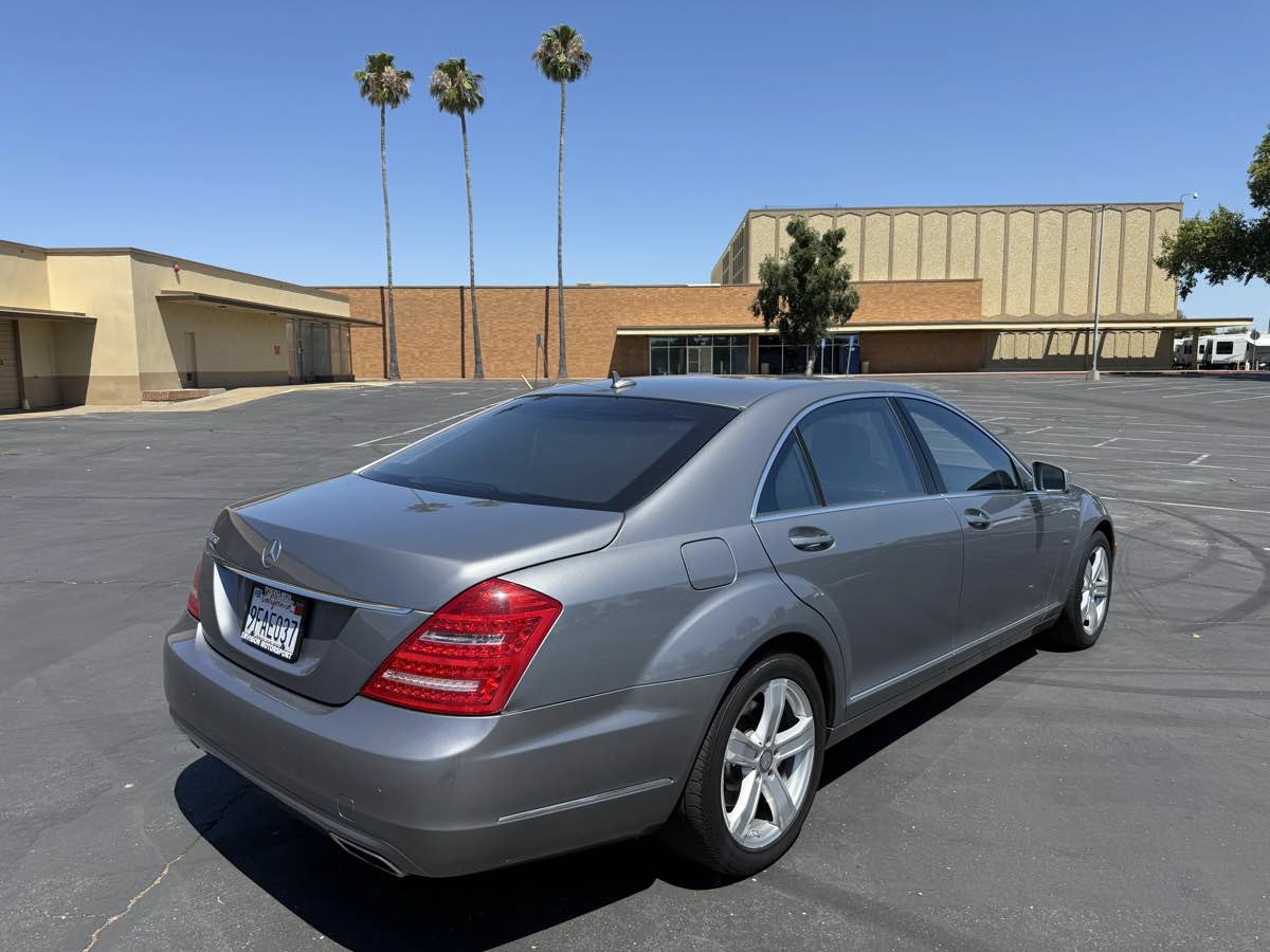 Used 2012 Mercedes-Benz S 550 image 7