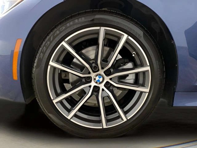 Used 2022 BMW 330i Sedan w/ Driving Assistance Package RWD image 93