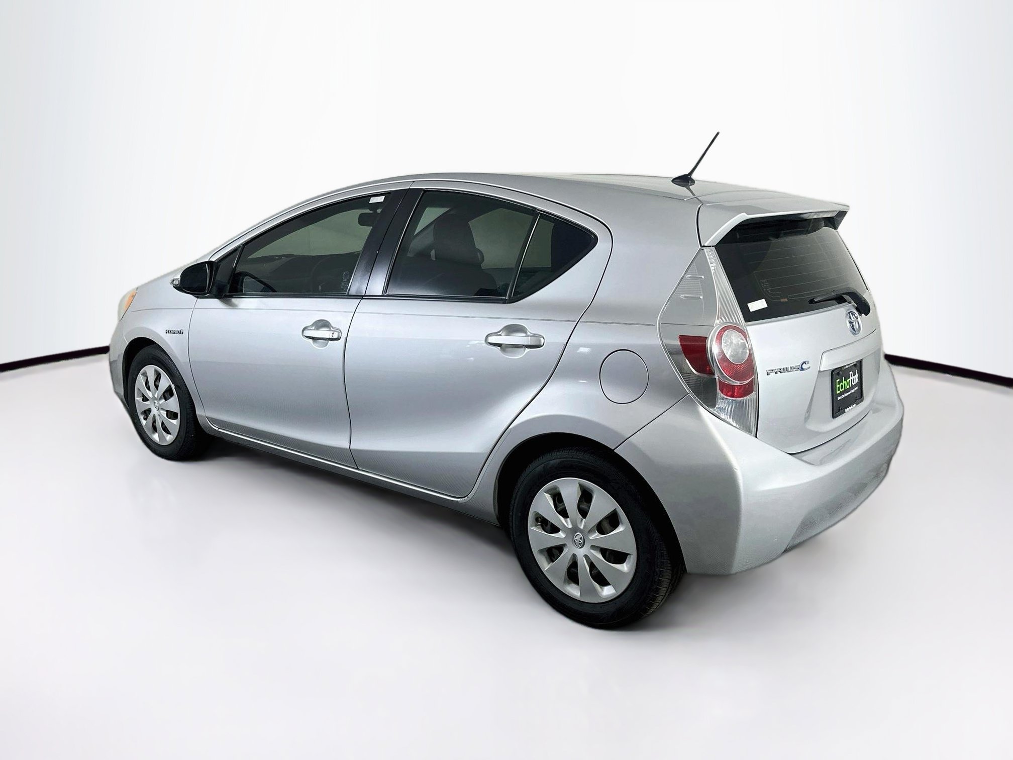Used 2013 Toyota Prius C One FWD image 5